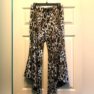 Animal Print High Low Pants Large